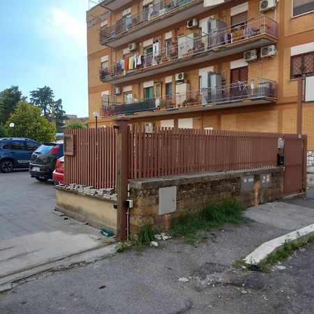 Premium Apartment With Parking Ciampino Eksteriør bilde