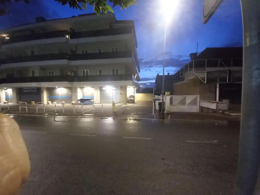 Premium Apartment With Parking Ciampino Eksteriør bilde