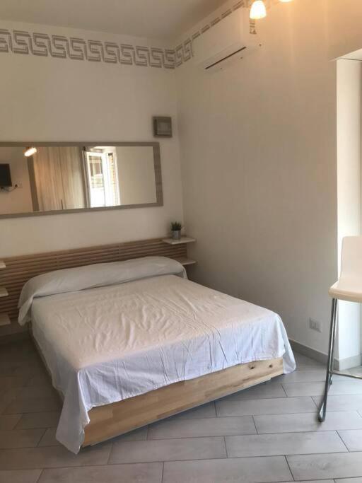 Premium Apartment With Parking Ciampino Eksteriør bilde